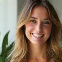 Portrait of Emily R., a satisfied Harvest Hub customer